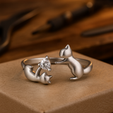 Anello in argento sterling giocoso con gatto – regolabile con zirconia
