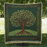 Coperta intrecciata albero verde sacro